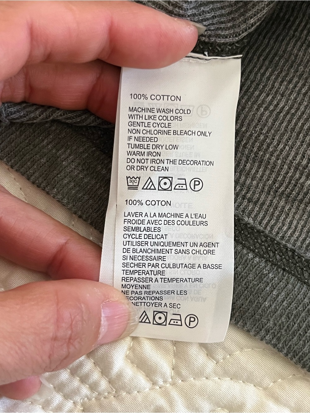 Tommy Bahama
Men's Long-Sleeve Crewneck Shirt - Gray XXL - Picture 6 of 7